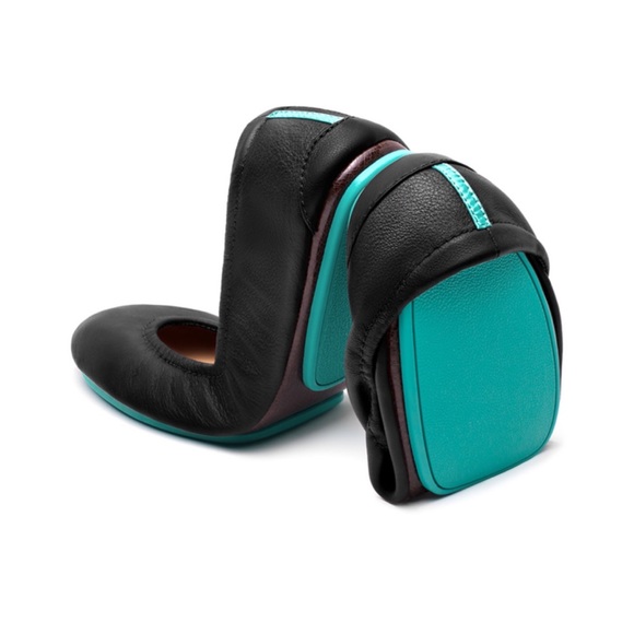 Tieks Shoes - Tieks Matte Black Leather Flats NIB